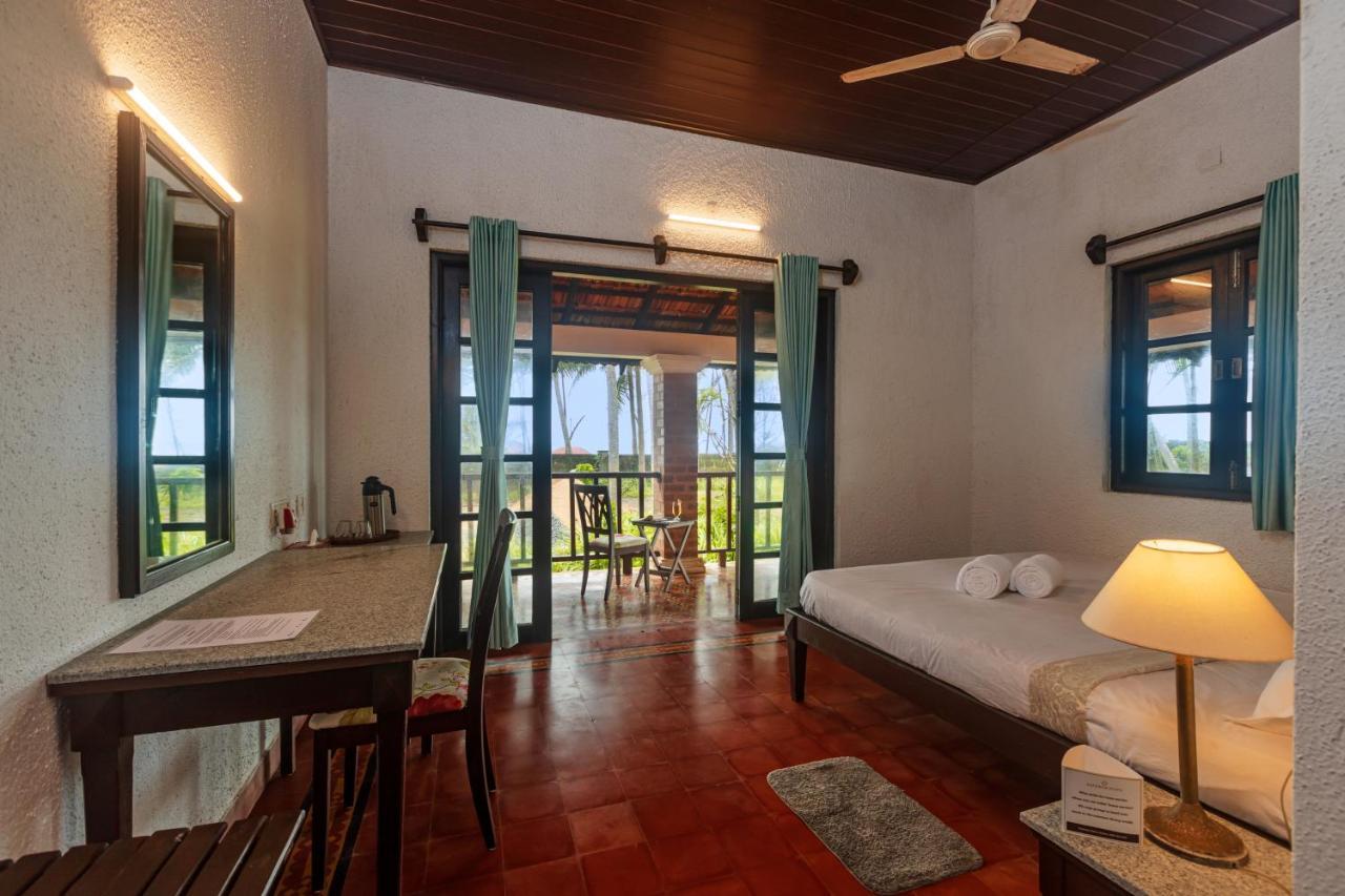 Saffronstays Blue Flag House, A 3-Bdr Beachfront Villa In Hejamady Mangalúr Exteriér fotografie